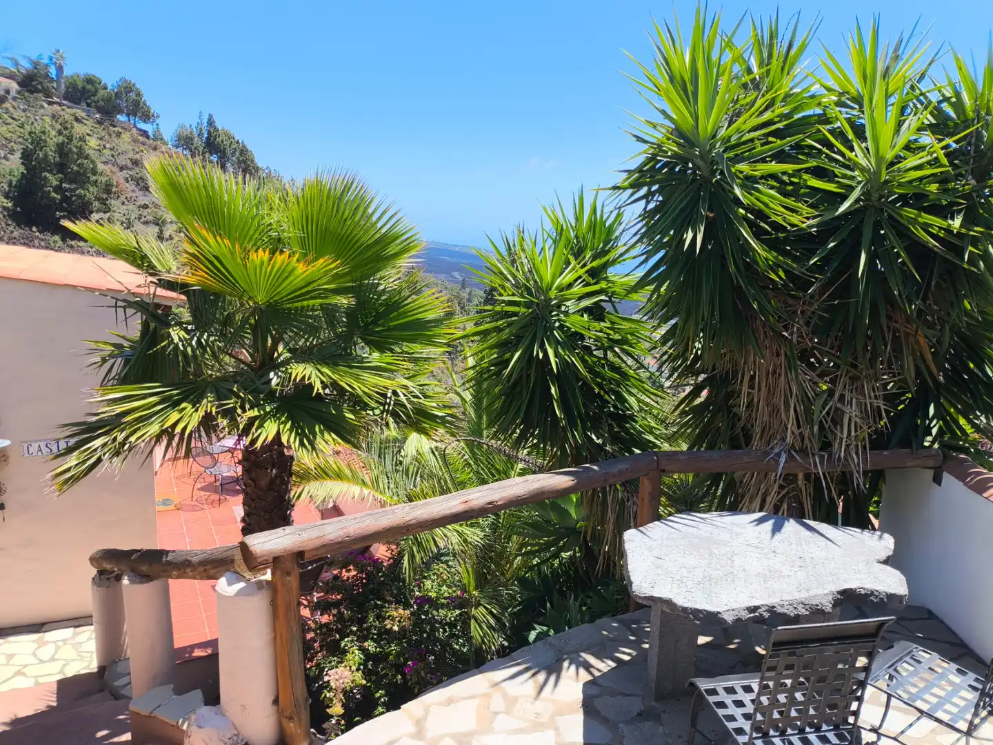Terrassa de Casa o xalet en venda en El Paso amb Aire condicionat, Calefacció i Jardí privat