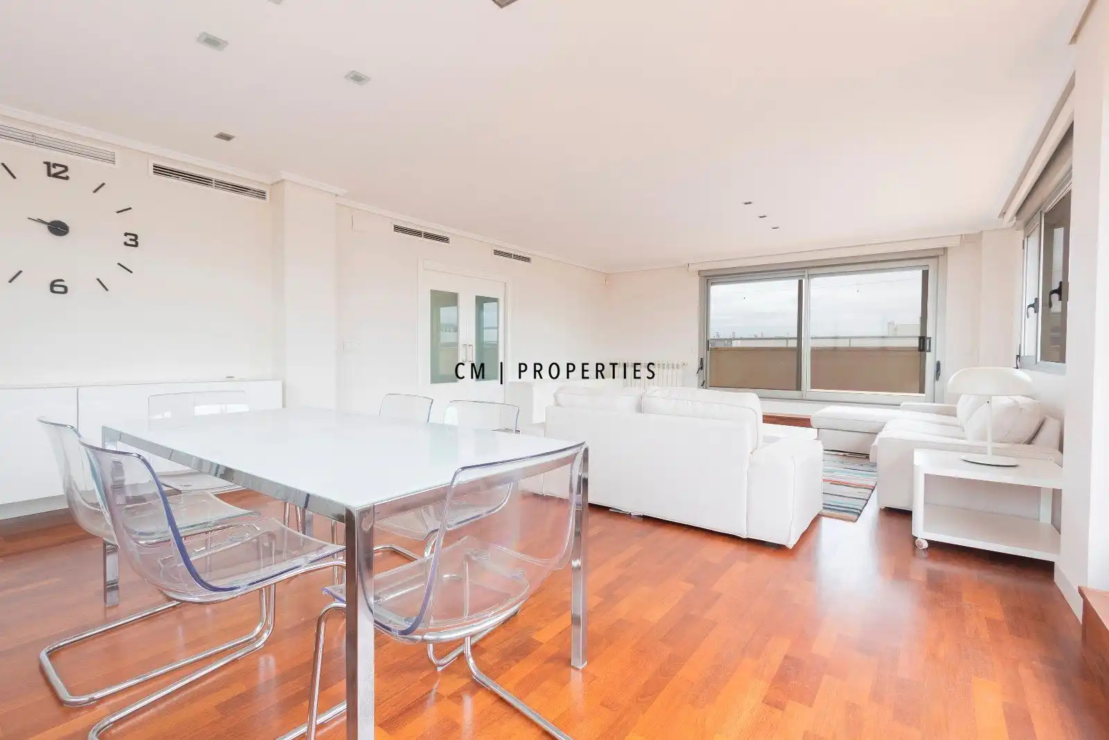 Exterior view of Duplexes for sale in Valencia  with Air Conditioner, Heating and Parquet flooring