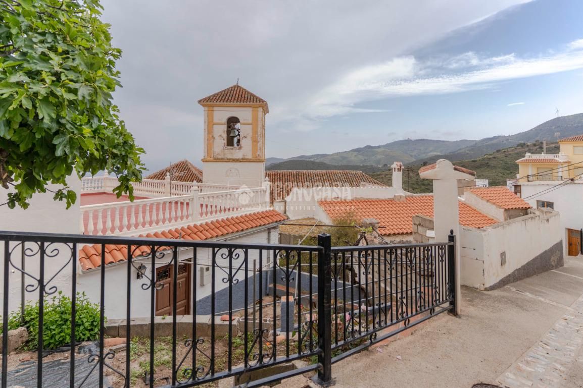 Exterior view of House or chalet for sale in Lújar