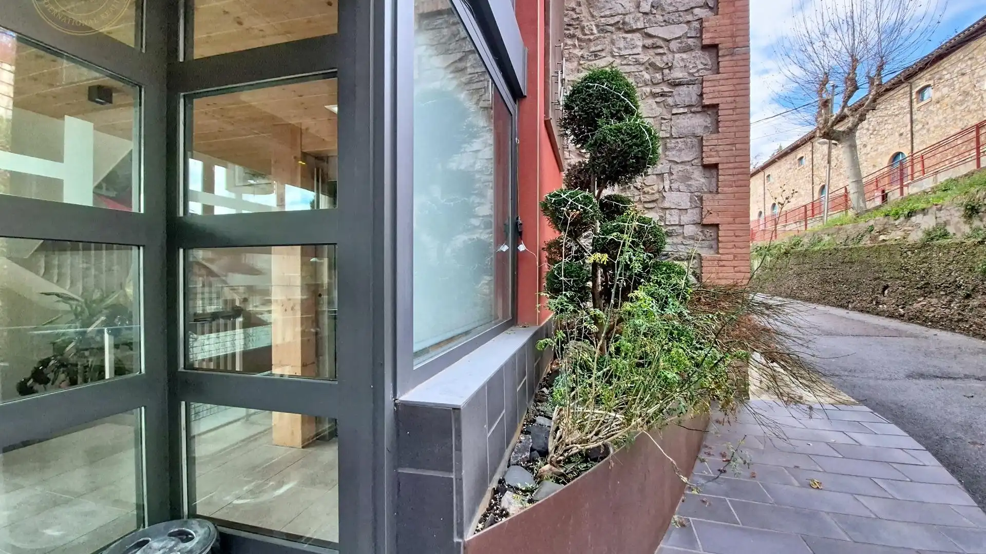 Exterior view of Building for sale in Cercs