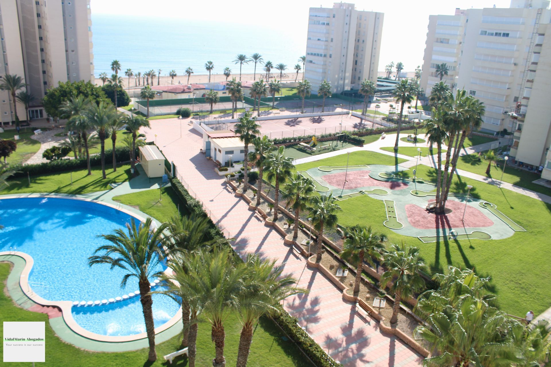 Vista exterior de Pis en venda en Alicante / Alacant amb Aire condicionat, Calefacció i Balcó