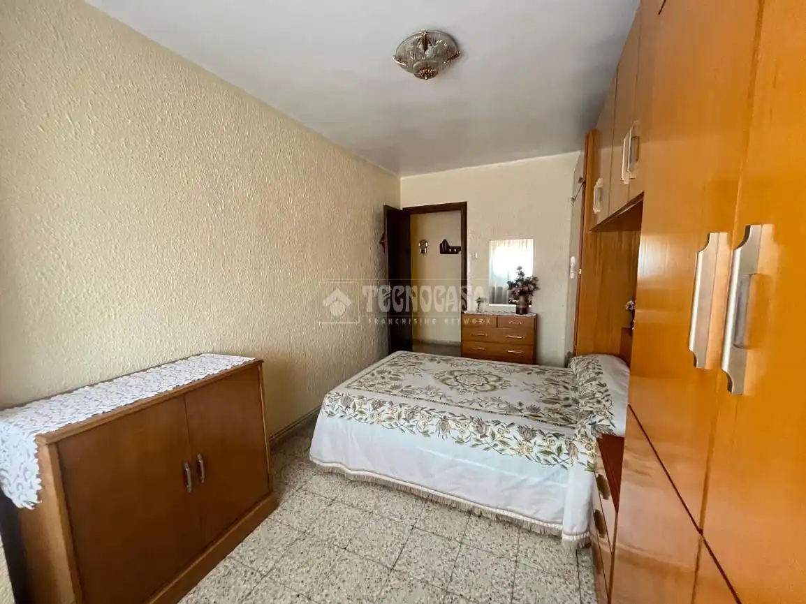 Habitación de Piso en venta en Zaragoza con Calefacción y Balcón