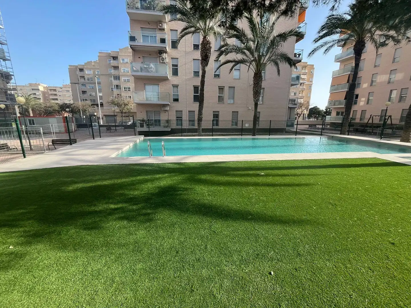 Piscina de Piso en venta en Elche / Elx con Aire acondicionado, Calefacción y Terraza