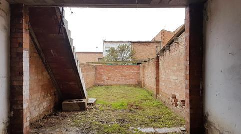 Foto 5 de Casa adosada en venda a Joan Blanc, 52, Torregrossa, Lleida