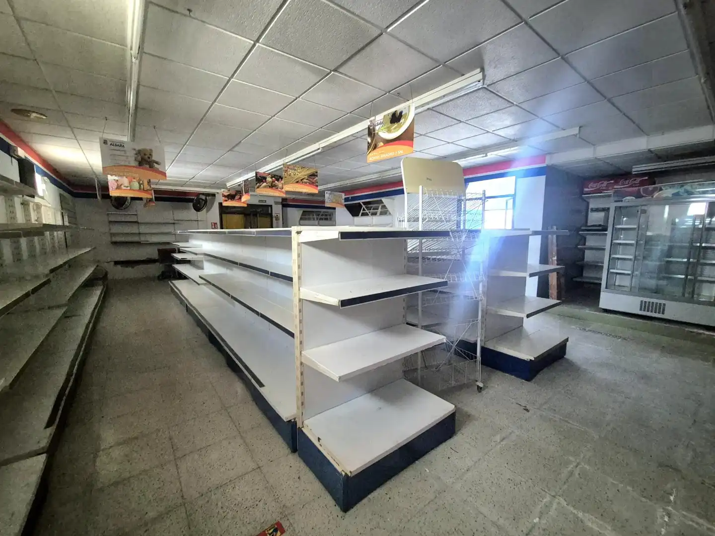 Local en venda en Montijo amb Calefacció