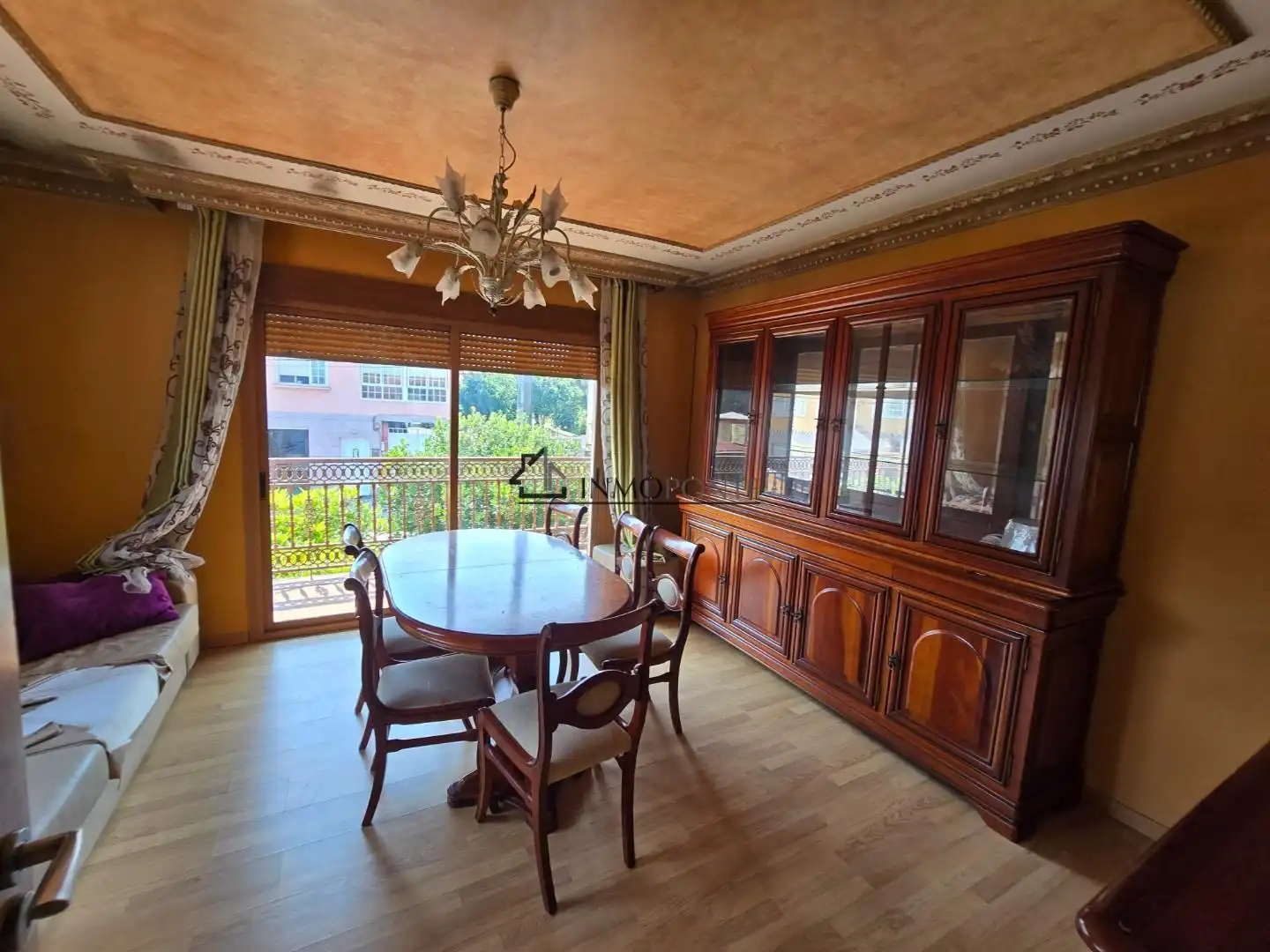 Menjador de Casa o xalet en venda en Pontevedra Capital  amb Calefacció, Jardí privat i Terrassa
