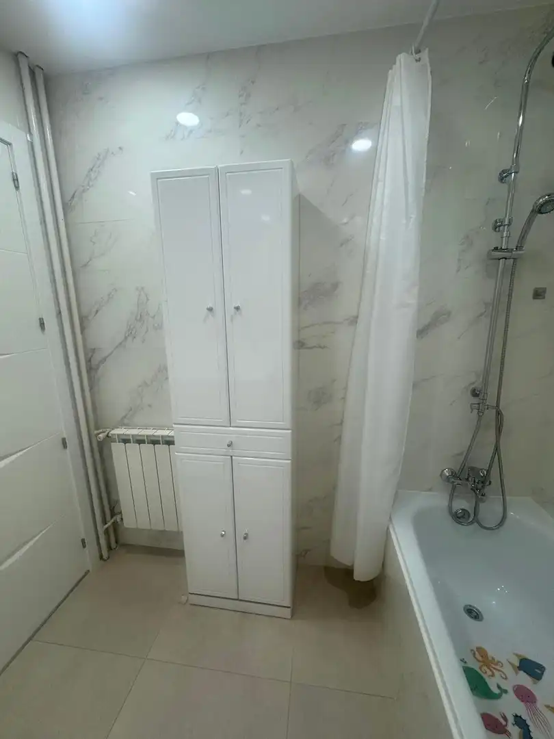 Baño de Piso en venta en Alcalá de Henares con Aire acondicionado, Calefacción y Terraza