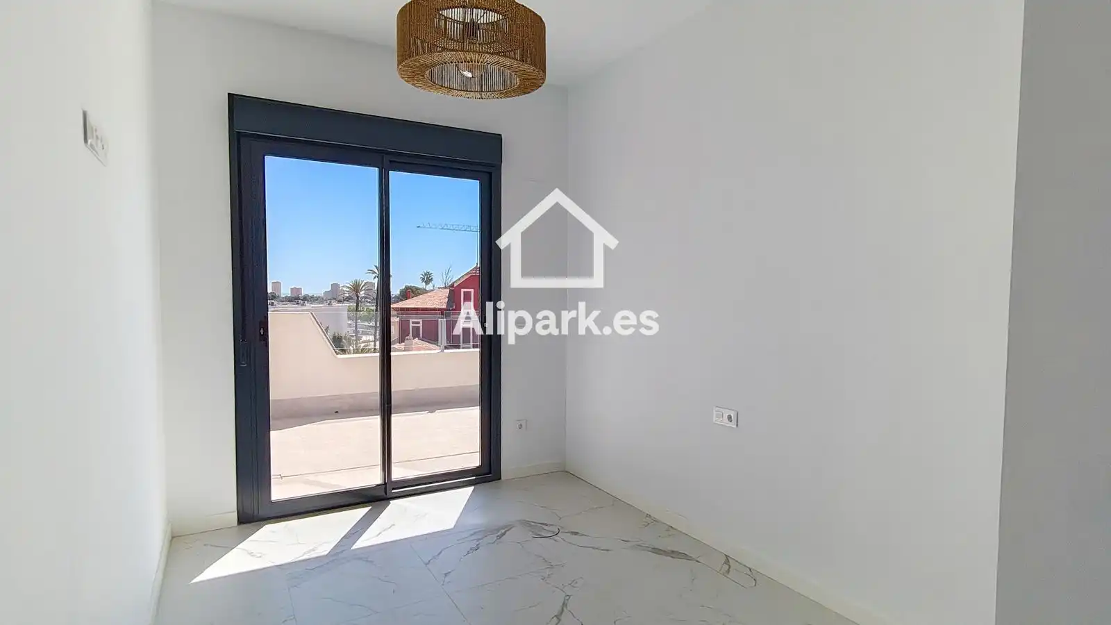 Habitación de Piso de alquiler en Sant Joan d'Alacant con Aire acondicionado, Terraza y Trastero