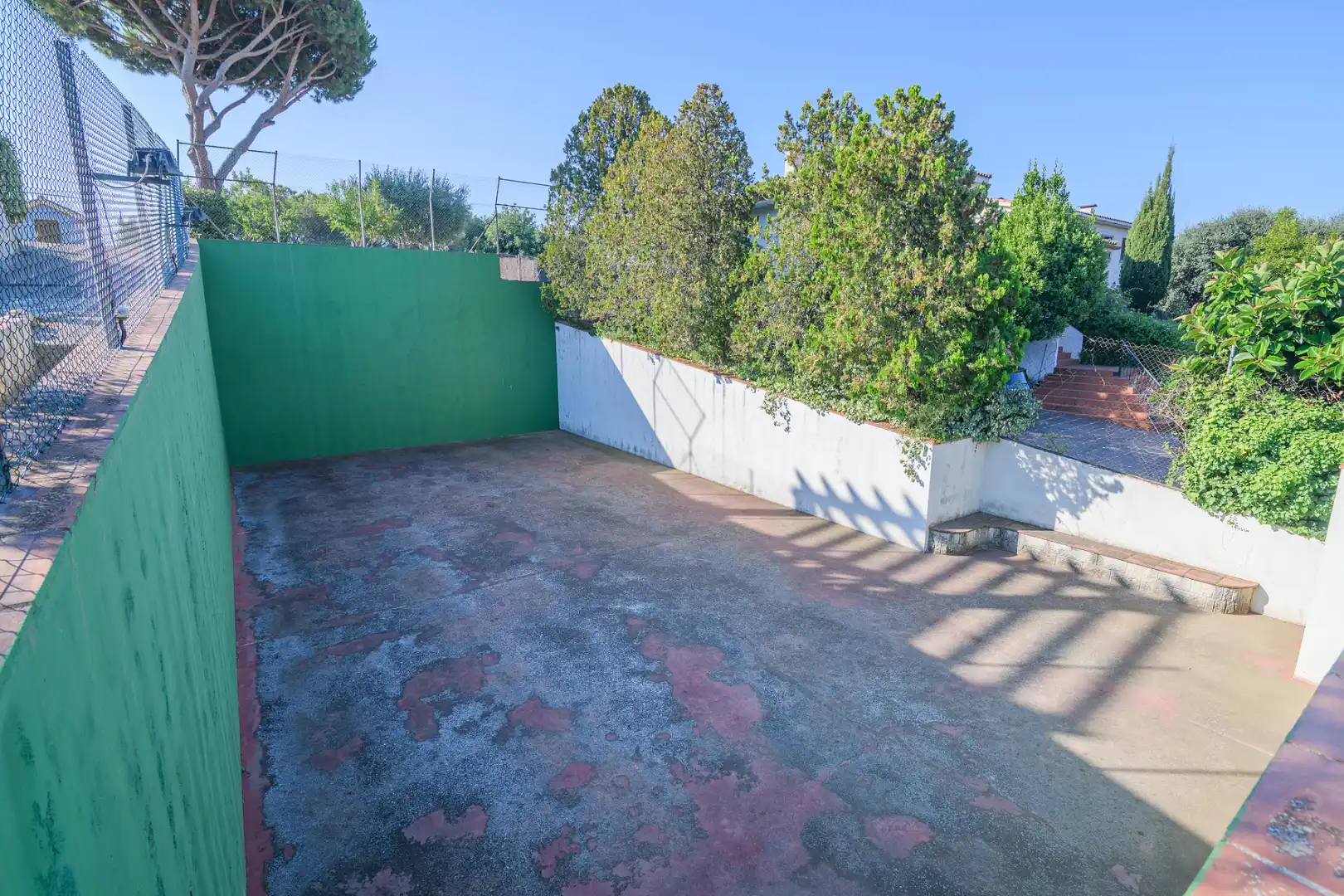 Garden of Houses for sale in Cabrils  with Air Conditioner, Heating and Private garden