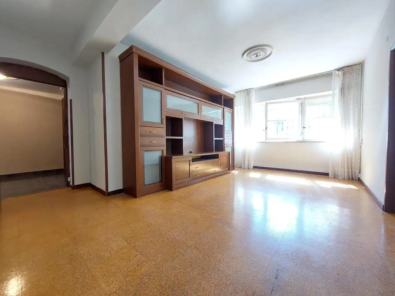 Wohnzimmer von Erdgeschoss zum Verkauf in Gijón  mit Heizung und Abstellraum
