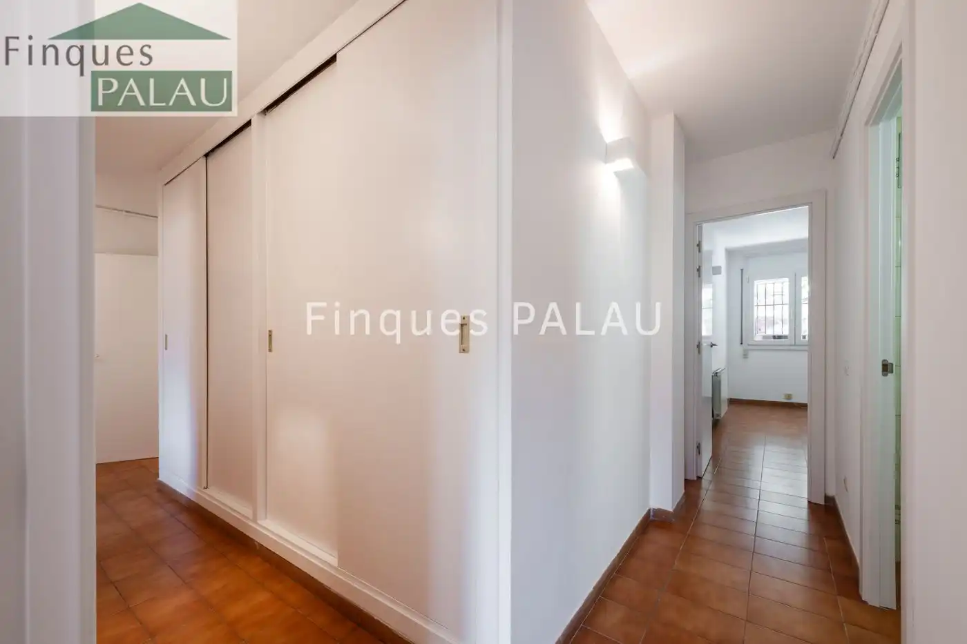 Flat for rent in Sant Just Desvern  with Air Conditioner and Heating