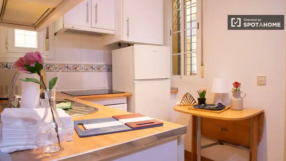 Flat for rent in Bellas Vistas