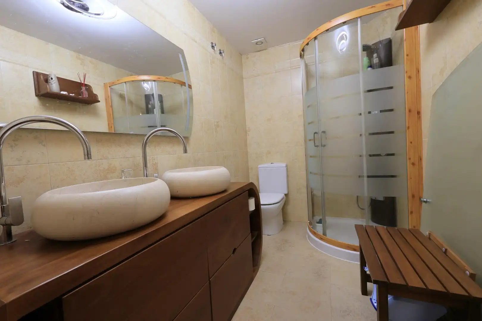 Baño de Casa adosada en venta en Ponferrada con Aire acondicionado, Calefacción y Terraza