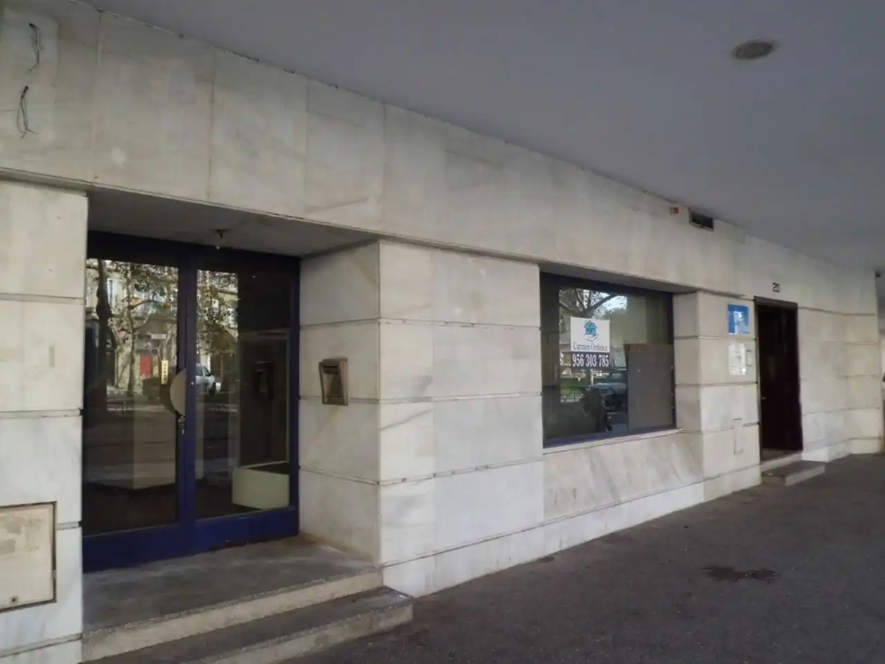 Gewerbefläche zum Verkauf in Avenida - Divina Pastora - Plaza de Toros