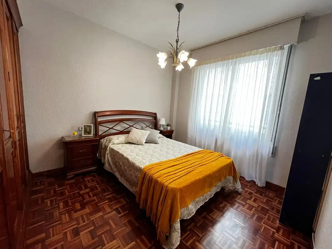 Habitación de Piso en venta en Barañáin / Barañain con Calefacción y Balcón