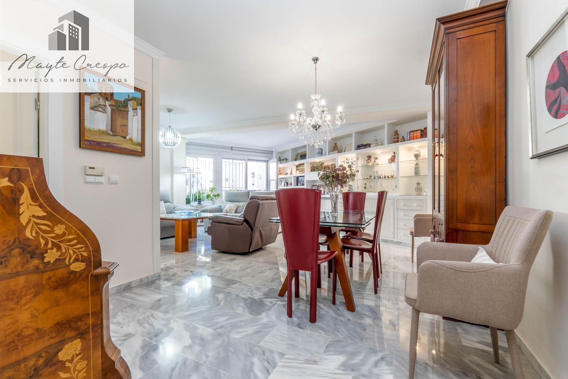 Dining room of Flat for sale in  Granada Capital  with Heating and Storage room