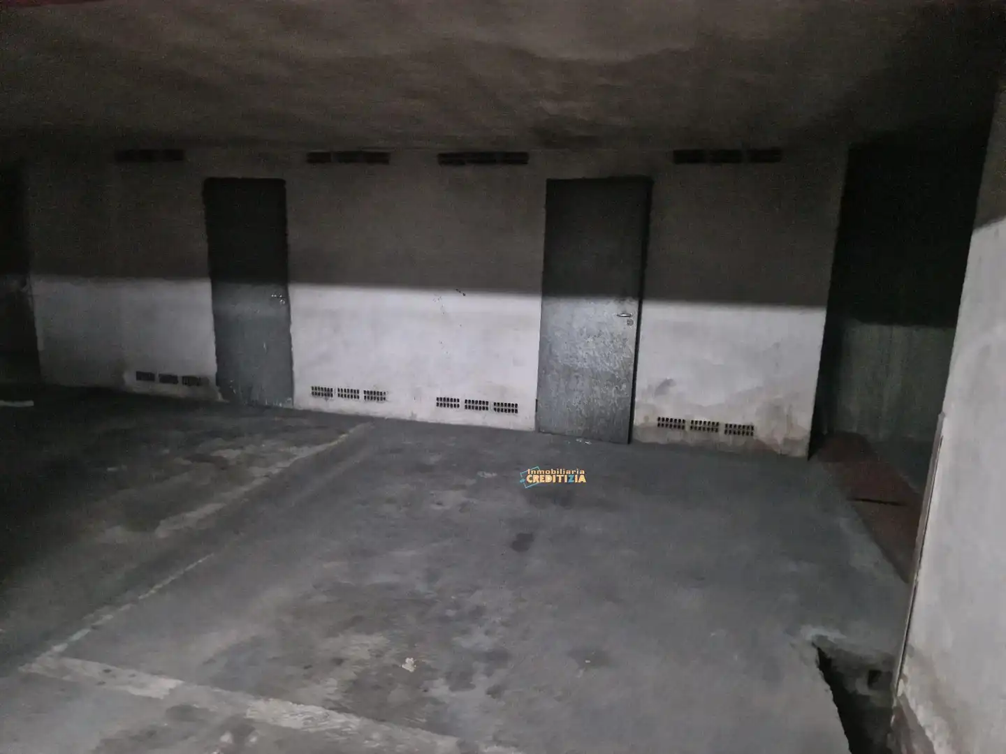 Pis en venda en Vigo  amb Calefacció, Parquet i Traster