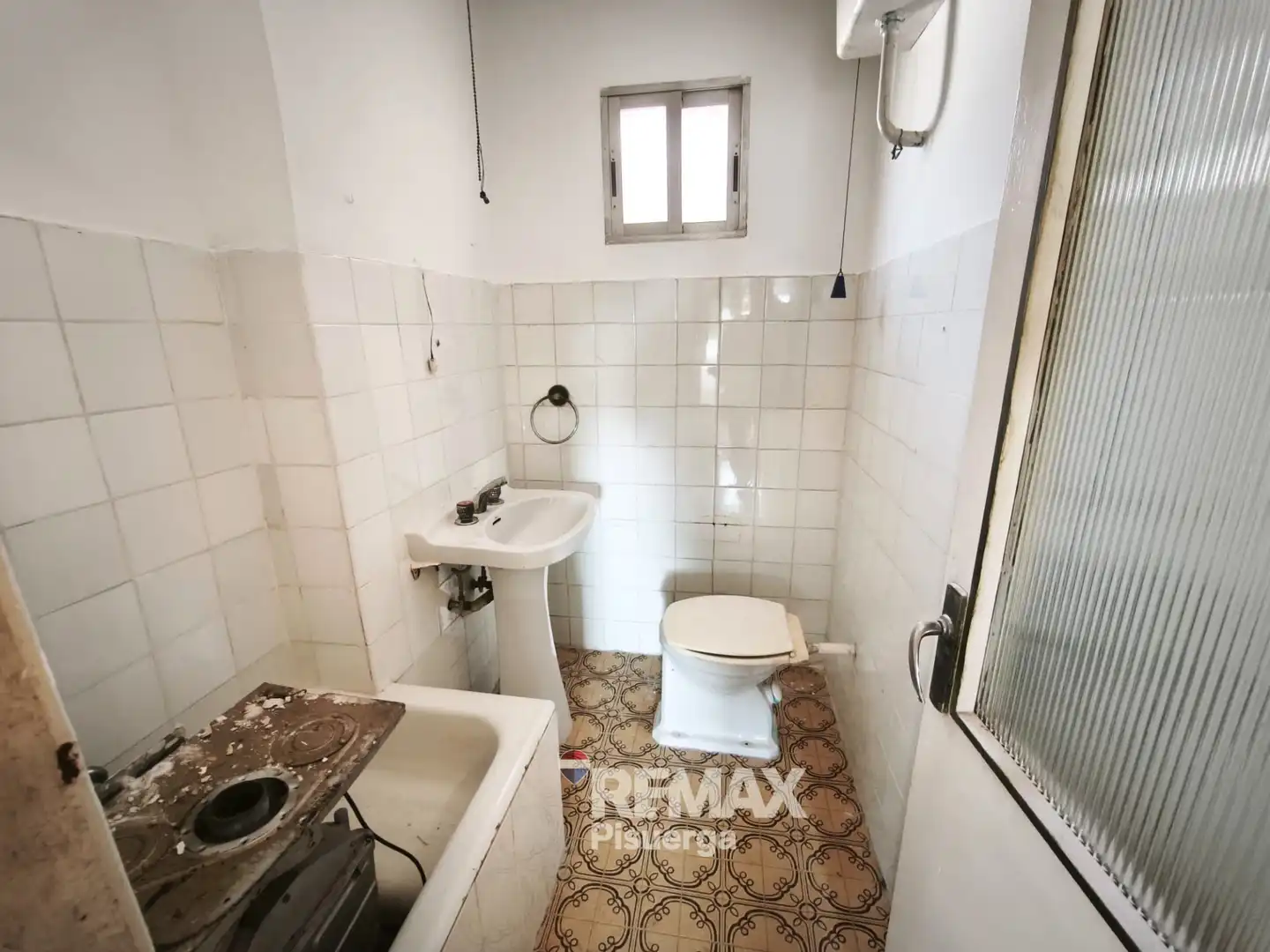 Badezimmer von Wohnung zum Verkauf in Palencia mit Heizung und Balkon