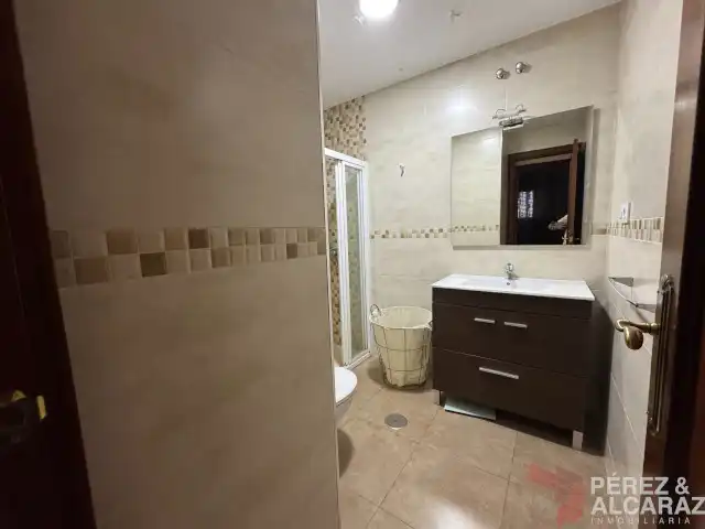 Bathroom of Flat for sale in Palma del Río  with Air Conditioner and Balcony