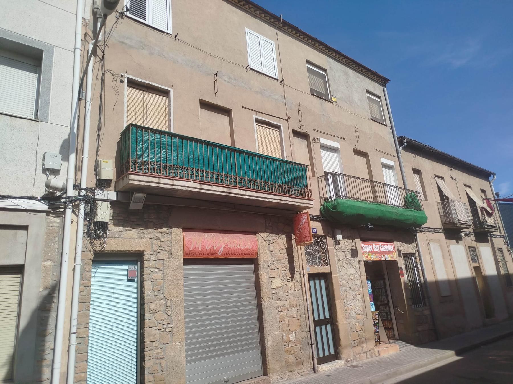 Vista exterior de Pis en venda en Sant Vicenç de Castellet