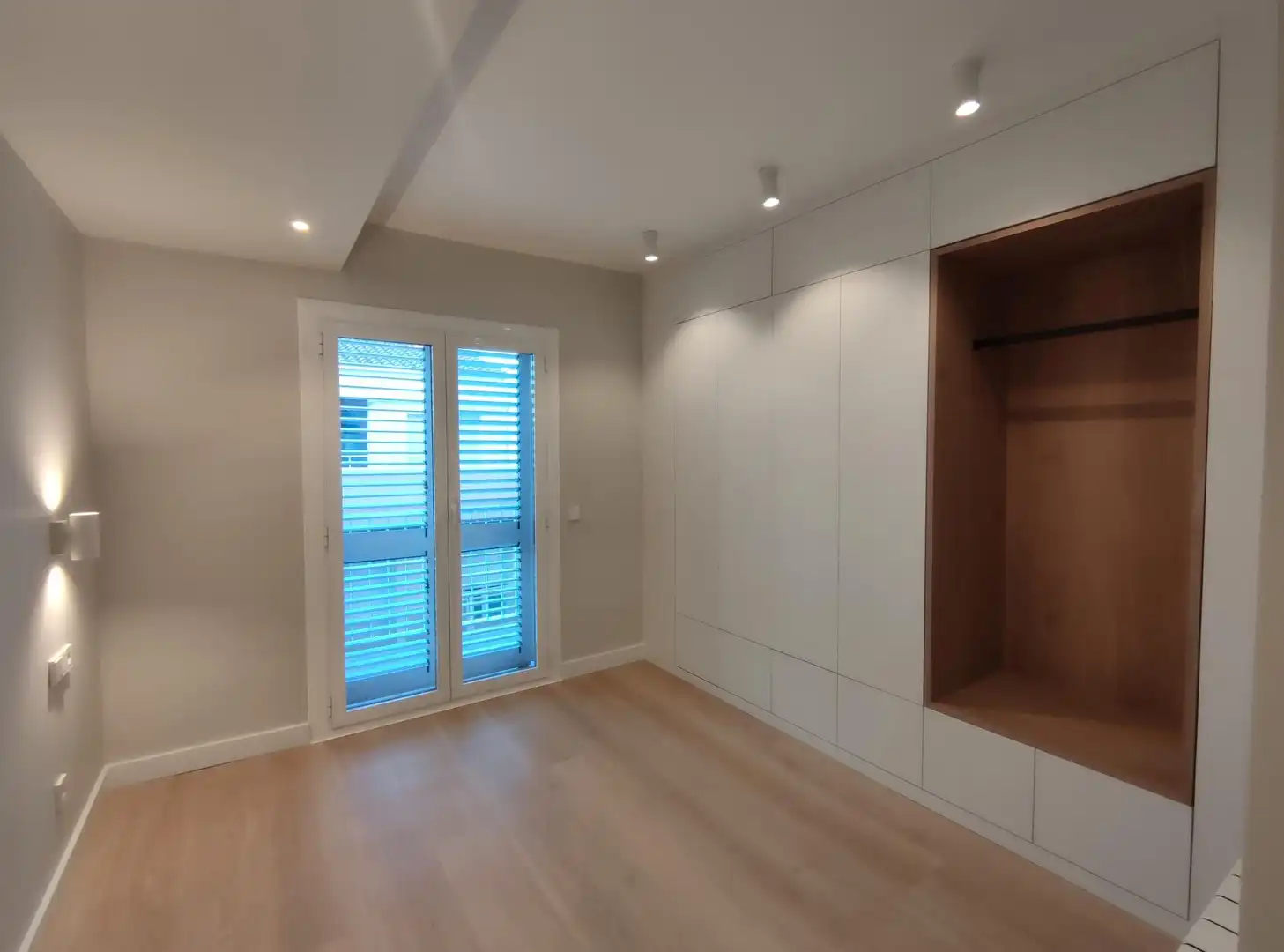 Habitación de Piso de alquiler en Girona con Aire acondicionado, Calefacción y Parquet
