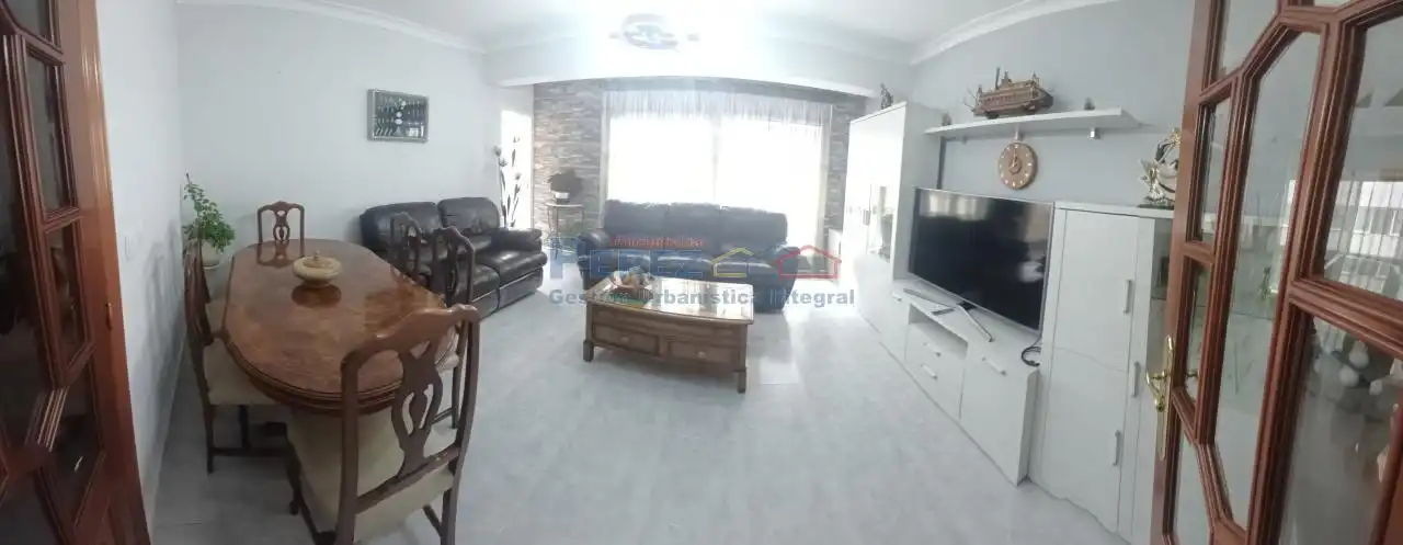 Flat for rent in Fene