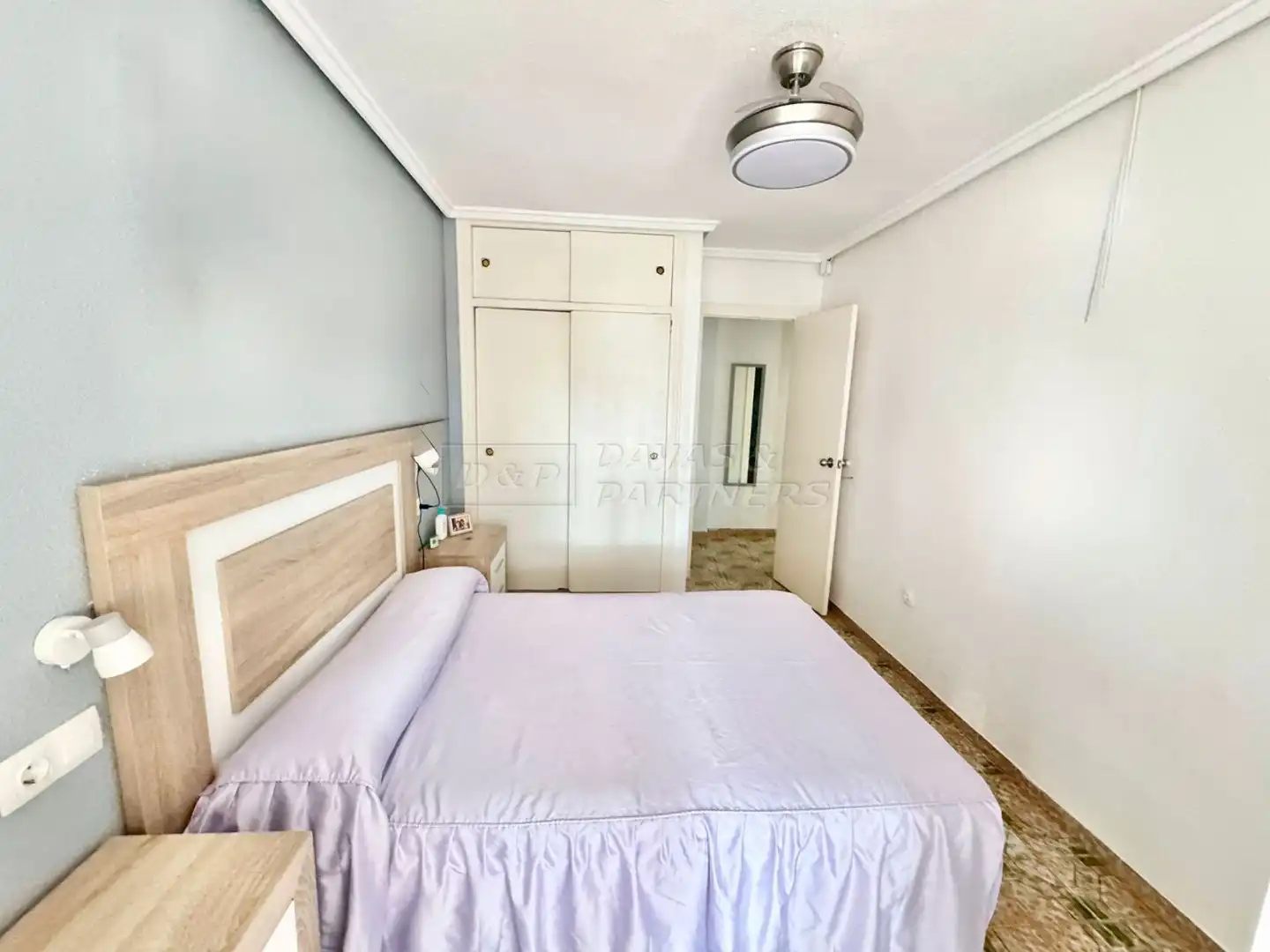 Schlafzimmer von Wohnungen zum Verkauf in Torrevieja mit Terrasse und Gemeinschaftspool