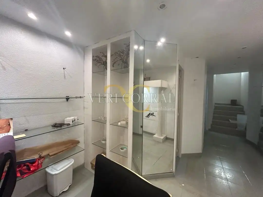 Local en venta en Oviedo , Asturias
