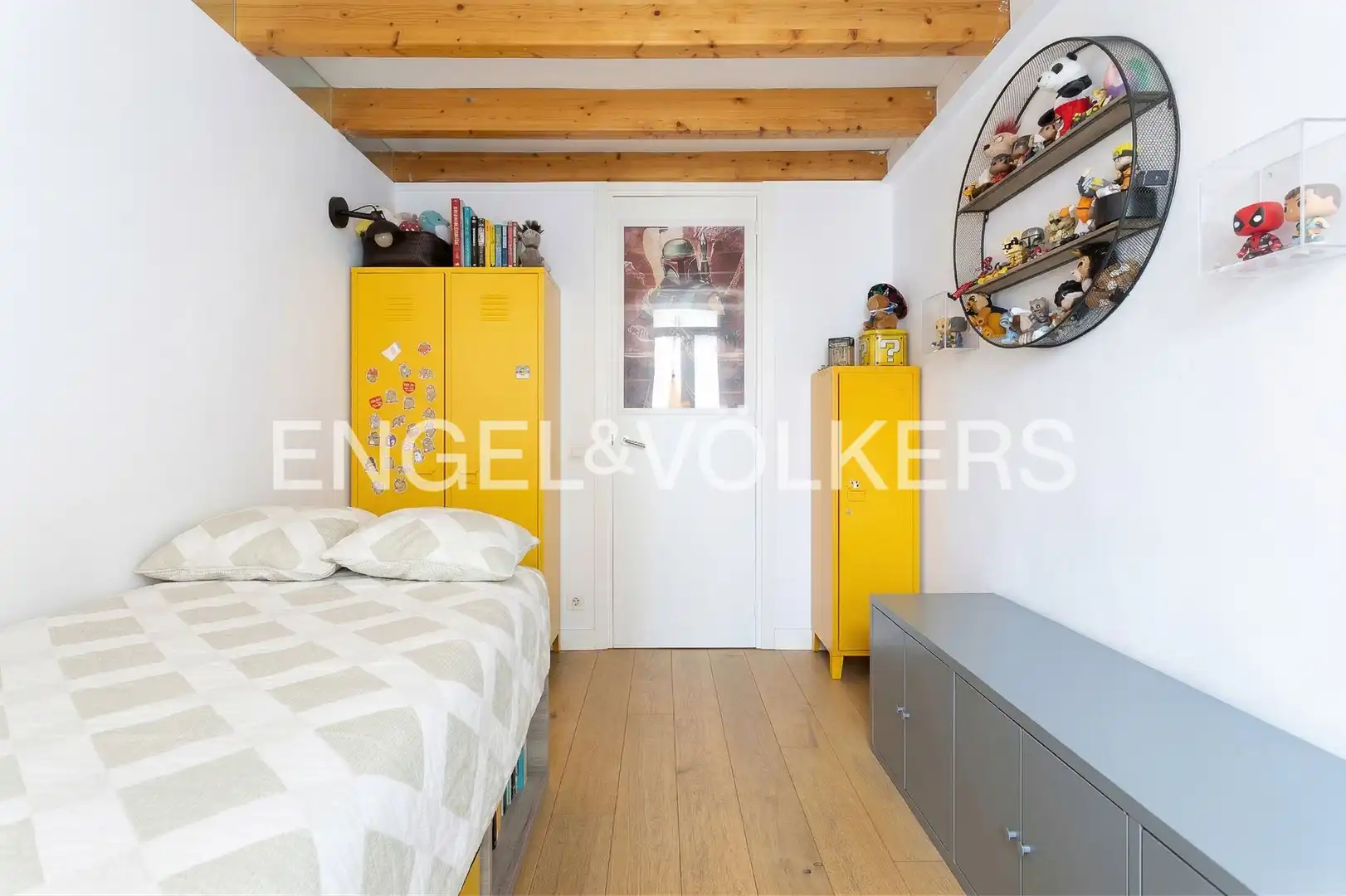 Habitación de Casa o chalet en venta en Badalona con Aire acondicionado, Calefacción y Jardín privado