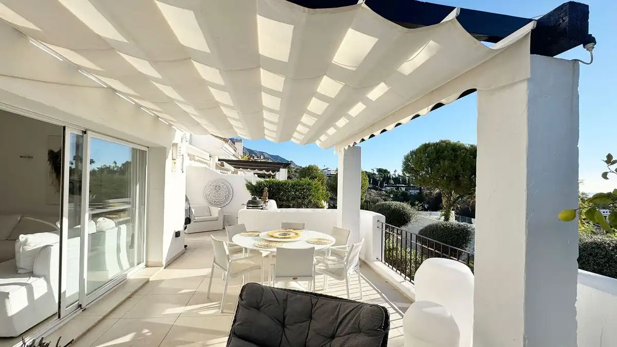 Penthouse with pool for sale in Nueva Andalucía, imagen 4