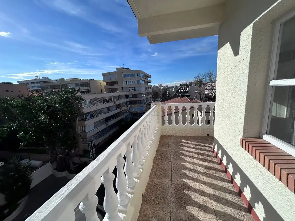 Vivienda con piscina en venta en Los Nidos, imagen 6
