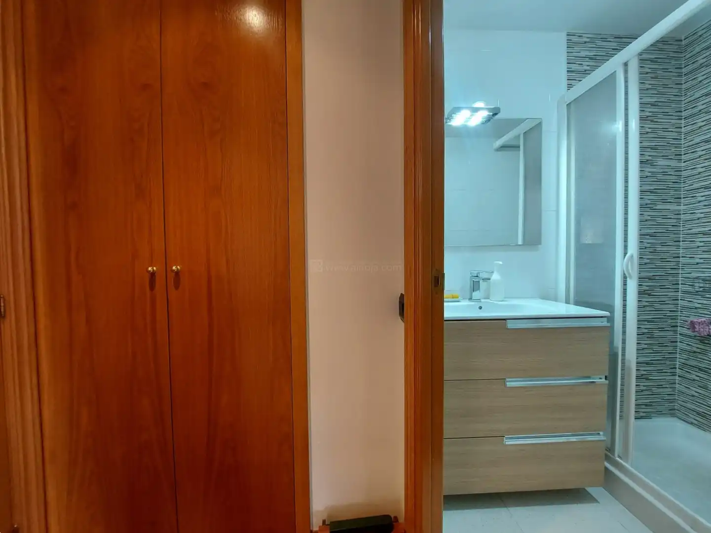 Bathroom of Flat for sale in  Logroño  with Heating, Parquet flooring and Terrace