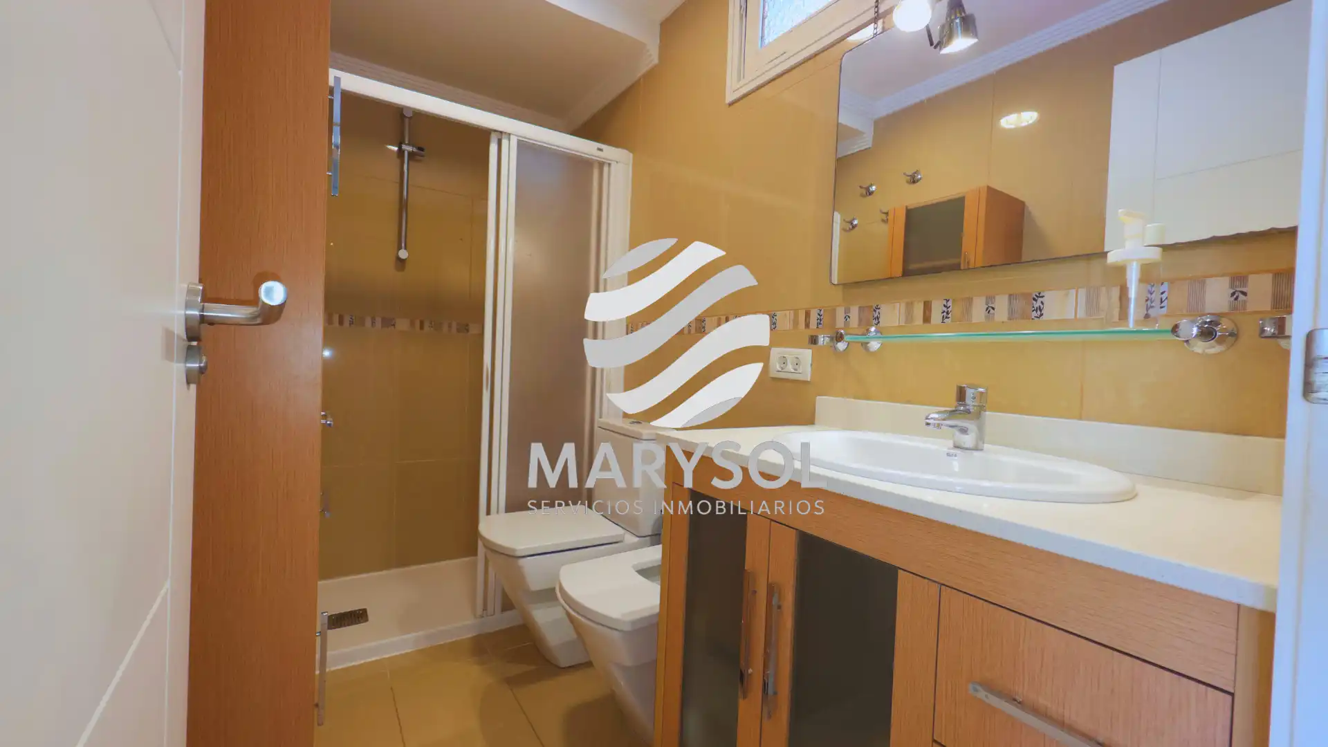 Baño de Apartamento de alquiler en San Bartolomé de Tirajana con Terraza, Amueblado y Horno