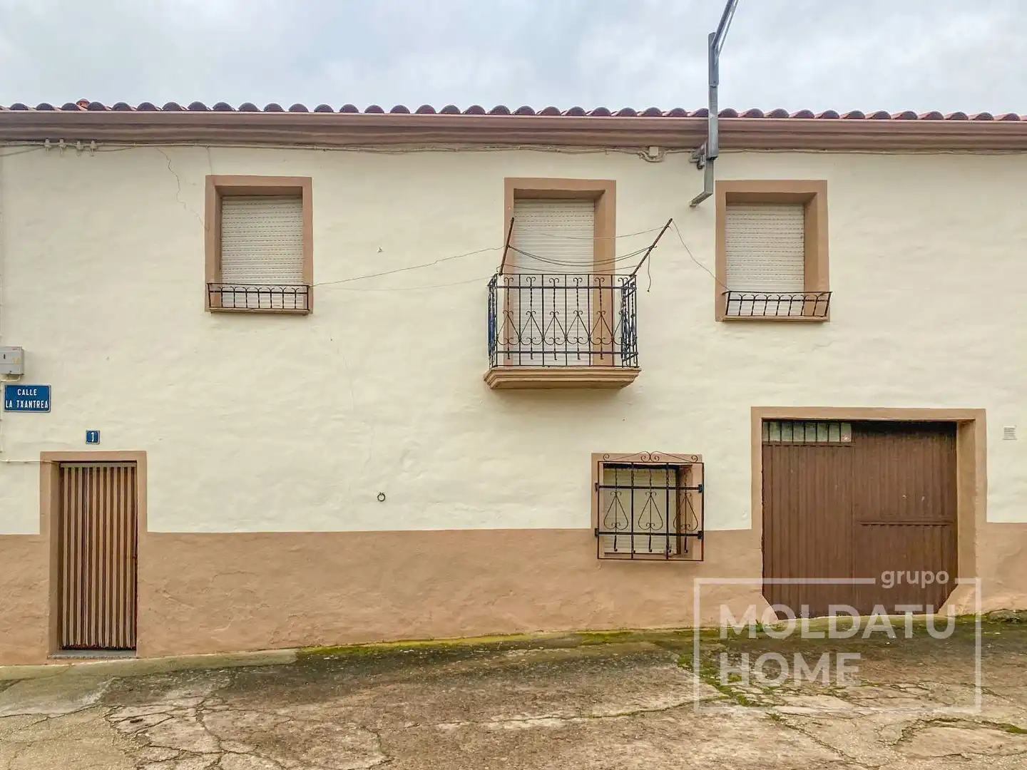 Vista exterior de Casa o xalet en venda en Desojo amb Calefacció i Traster