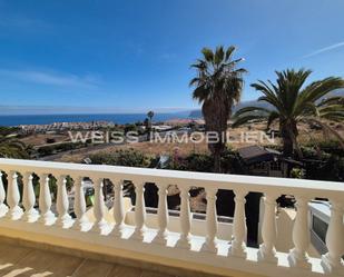 Vista exterior de Casa adosada en venda en Puerto de la Cruz amb Terrassa i Balcó