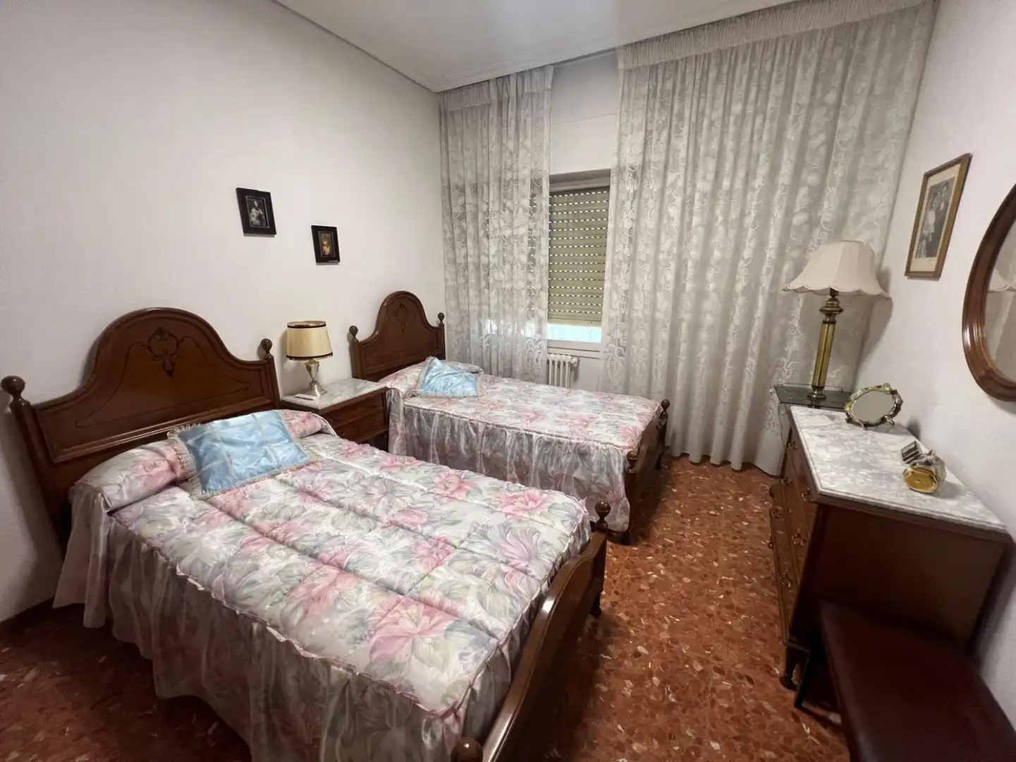 Habitación de Piso en venta en  Logroño con Terraza