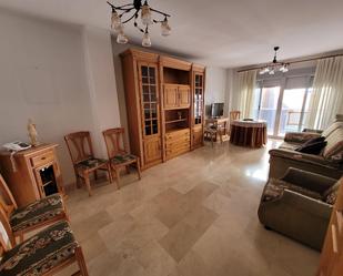 Sala d'estar de Apartament en venda en Elda amb Balcó