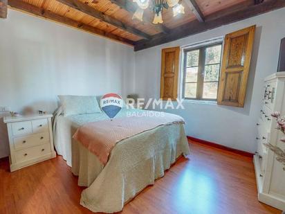 Dormitori de Casa o xalet en venda en O Porriño   amb Calefacció, Jardí privat i Parquet