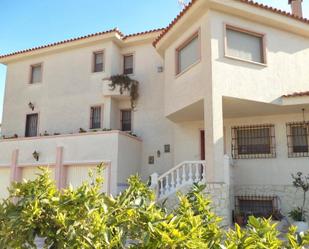 Vista exterior de Casa o xalet en venda en Mutxamel amb Calefacció, Jardí privat i Terrassa