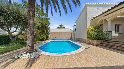 Foto 3 de Casa o chalet en venta en Carrer del Migjorn, Cap Ras - Creus - Falconera, Empuriabrava