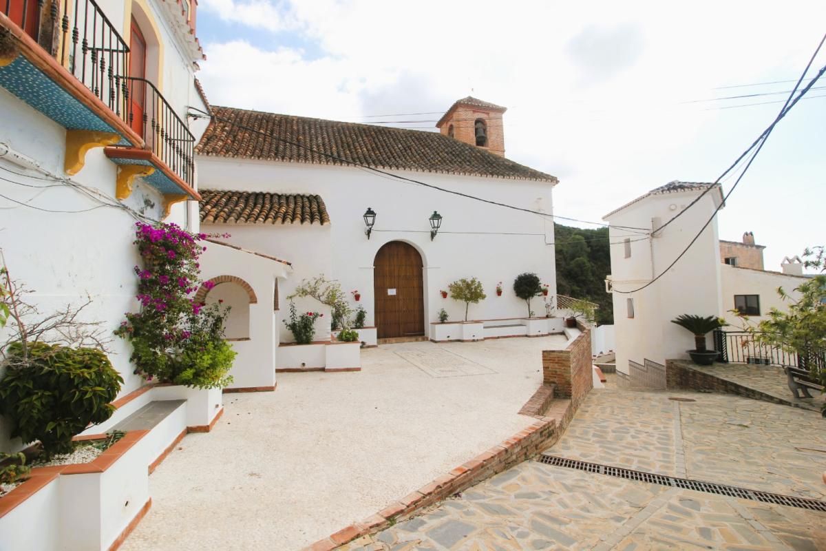 Country house zum Verkauf in Calle Iglesia, Salares