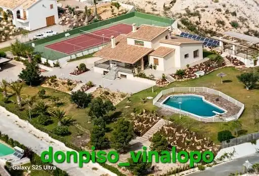 Country homes for sale in Elche / Elx  with Air Conditioner, Private garden and Terrace