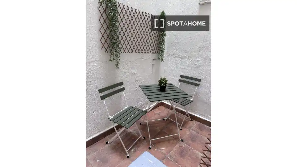 Appartamento con terrazza in affitto a Centro, imagen 3