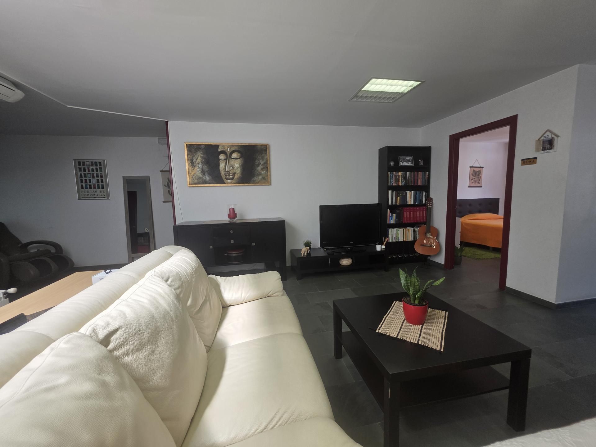 Sala d'estar de Casa adosada en venda en Sant Feliu de Guíxols amb Calefacció