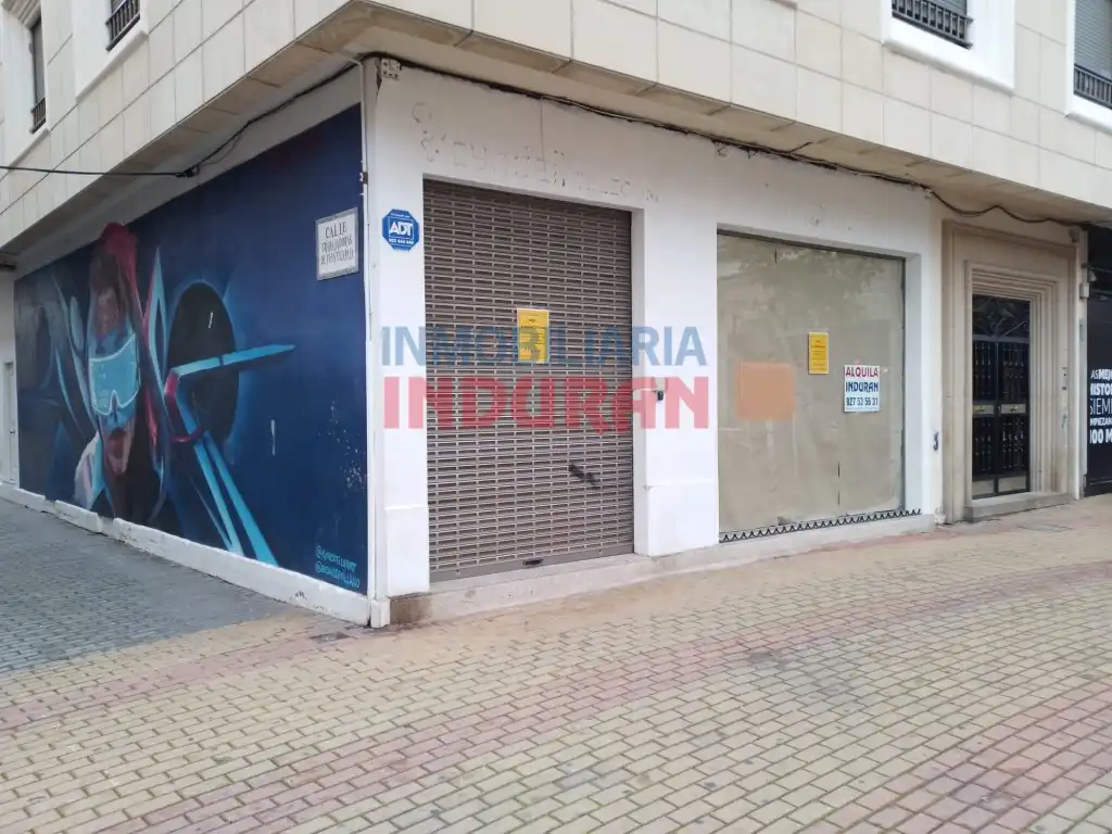 Local comercial de lloguer a Navalmoral de la Mata, imagen 2