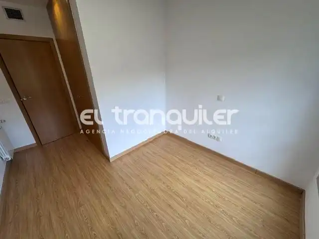 Schlafzimmer von Wohnung zur Miete in Las Rozas de Madrid mit Klimaanlage, Abstellraum und Waschmaschine