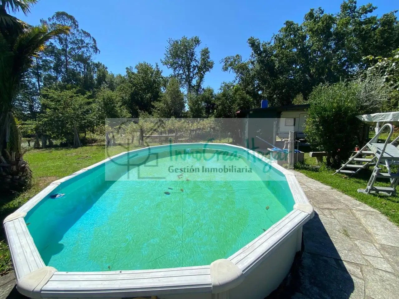 Schwimmbecken von Grundstücke zum Verkauf in Ponteareas