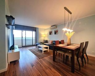 Living room of Flat to rent in Badalona  with Air Conditioner, Heating and Parquet flooring