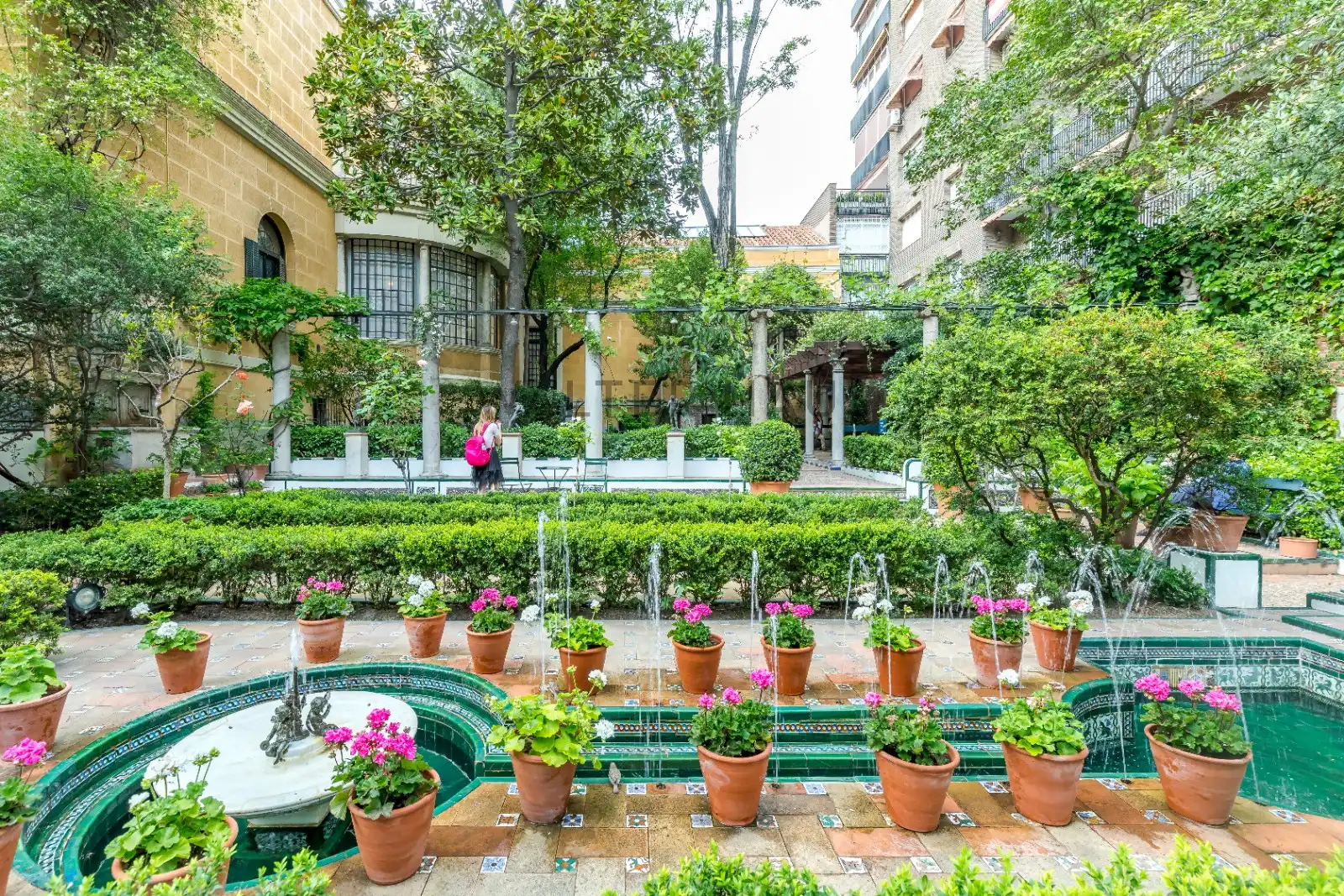 Garden of Flat for sale in Madrid  with Air Conditioner, Heating and Oven