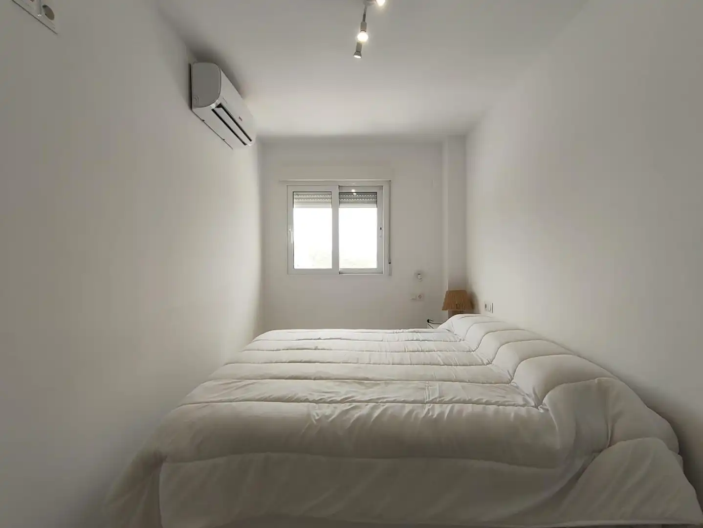 Apartment with pool for sale in Playa de Poniente, imagen 17